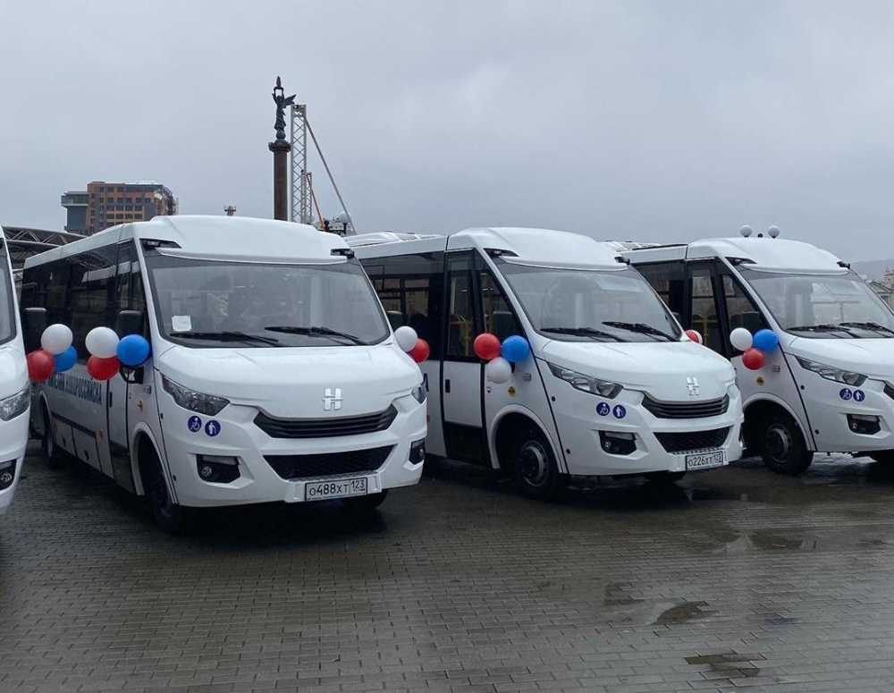 Вопрос решился быстро: новые новороссийские автобусы распределили по маршрутам Вопрос решился быстро: новые новороссийские автобусы распределили по маршрутам