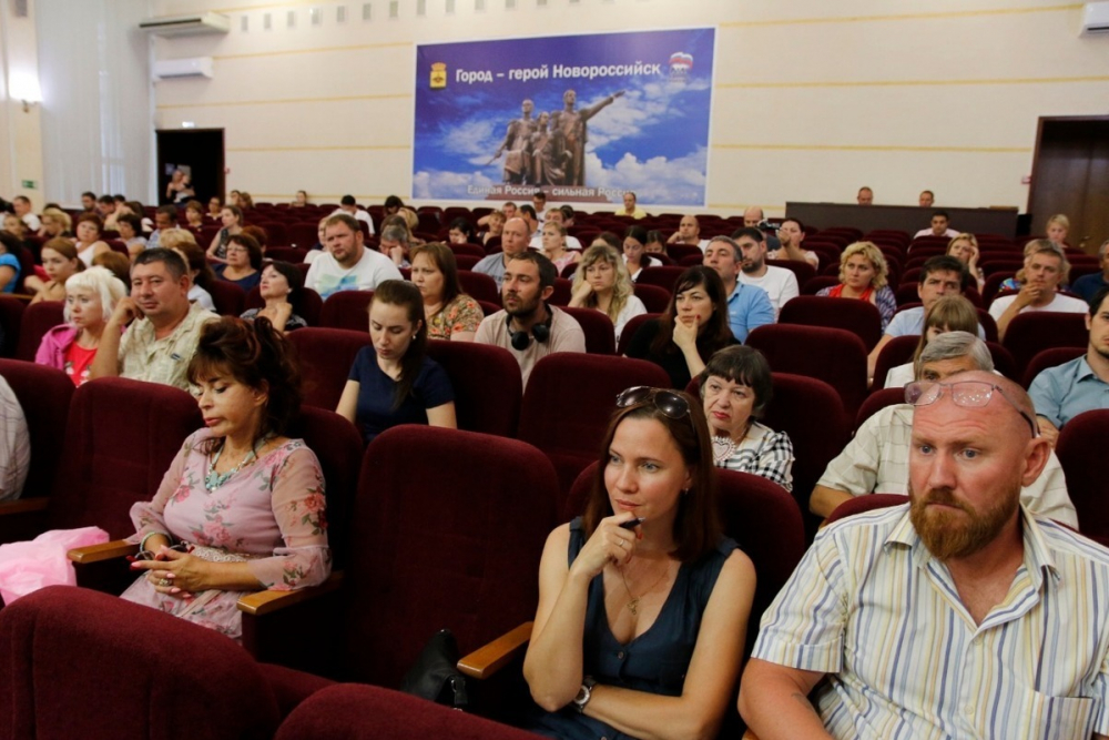 - Вы хотите сделать из «Акстроя» КЖС номер два? – новый застройщик не верит словам и обещаниям - Вы хотите сделать из «Акстроя» КЖС номер два? – новый застройщик не верит словам и обещаниям