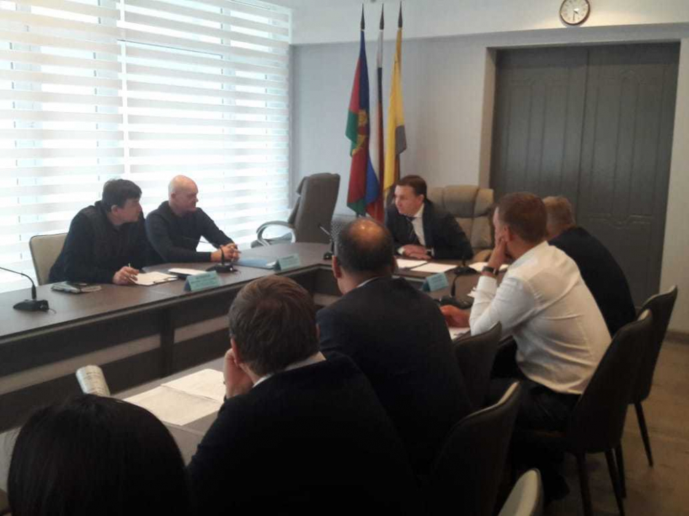 Депутатам новороссийской думы обещали вернуть незаконно отнятый участок парка Депутатам новороссийской думы обещали вернуть незаконно отнятый участок парка
