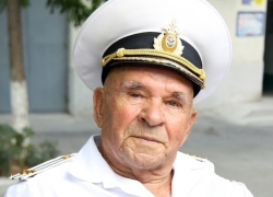 «Я единственный начальник караула от начала организации до нынешних дней», - Виталий Лесик «Я единственный начальник караула от начала организации до нынешних дней», - Виталий Лесик