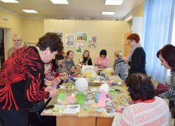 «Пасхальная открытка», «Коробочка с сюрпризом» и другие мастер классы по «скрапбукингу» прошли в Новороссийске «Пасхальная открытка», «Коробочка с сюрпризом» и другие мастер классы по «скрапбукингу» прошли в Новороссийске