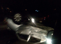 Спасателей, приехавших на ДТП, сбил автомобиль в Новороссийске Спасателей, приехавших на ДТП, сбил автомобиль в Новороссийске