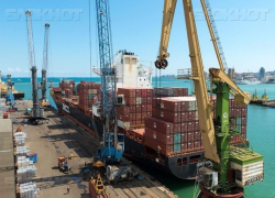 Новороссийский порт удерживает лидерство среди портов России по грузообороту Новороссийский порт удерживает лидерство среди портов России по грузообороту