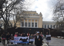 Готова вторая часть видеообращения к президенту в защиту животных, снятая в Новороссийске Готова вторая часть видеообращения к президенту в защиту животных, снятая в Новороссийске