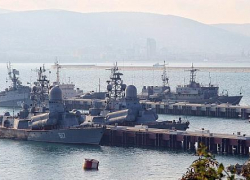 Командующий Черноморским флотом проверит военно-морскую базу в Новороссийске Командующий Черноморским флотом проверит военно-морскую базу в Новороссийске