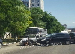 Авария, из-за которой "встала" Волгоградская улица, попала на видео Авария, из-за которой "встала" Волгоградская улица, попала на видео