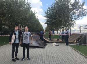 Сотрудники администрации Новороссийска хотят встретиться со скейтерами в скейт-парке Сотрудники администрации Новороссийска хотят встретиться со скейтерами в скейт-парке