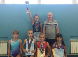 Спортивные гимнастки привезли в Новороссийск «Кубок надежд» Спортивные гимнастки привезли в Новороссийск «Кубок надежд»