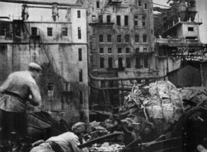Новороссийск 75 лет назад: мастер и защитник цемзавода «Октябрь» Новороссийск 75 лет назад: мастер и защитник цемзавода «Октябрь»