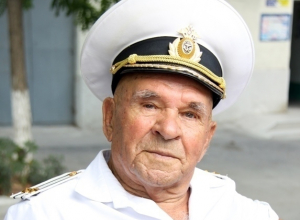 «Я единственный начальник караула от начала организации до нынешних дней», - Виталий Лесик «Я единственный начальник караула от начала организации до нынешних дней», - Виталий Лесик