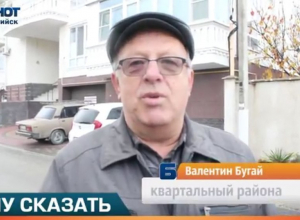 Жителей Новороссийска замучили зловонные стоки в ливневках Жителей Новороссийска замучили зловонные стоки в ливневках