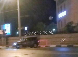 За 12 минут новороссиец успел влететь в забор и эвакуировать автомобиль За 12 минут новороссиец успел влететь в забор и эвакуировать автомобиль