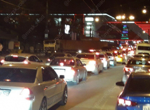 Движение в Новороссийске затруднено из-за ДТП на «Круге» Движение в Новороссийске затруднено из-за ДТП на «Круге»