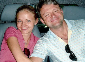 Бывший губернатор Кубани Александр Ткачев вернулся в семью и на малую родину Бывший губернатор Кубани Александр Ткачев вернулся в семью и на малую родину