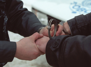 Ранее судимого мужчину задержали в Новороссийске Ранее судимого мужчину задержали в Новороссийске