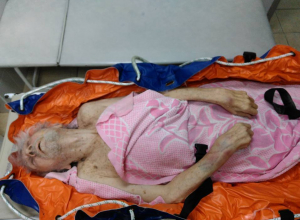 Новороссиец пожаловался, что врачи выкинули его 82-летнего отца ночью на улицу Новороссиец пожаловался, что врачи выкинули его 82-летнего отца ночью на улицу