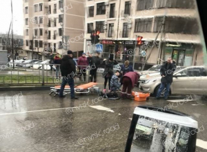 Жительница Новороссийска была сбита в центре города Жительница Новороссийска была сбита в центре города