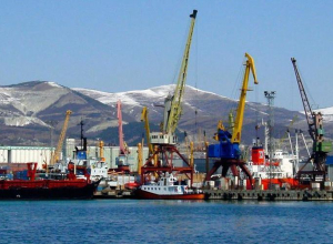 Новые подробности в деле о разливе нефти в морском порту Новороссийска Новые подробности в деле о разливе нефти в морском порту Новороссийска
