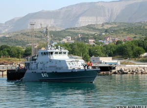 Новороссийские моряки задержали подводных диверсантов Новороссийские моряки задержали подводных диверсантов