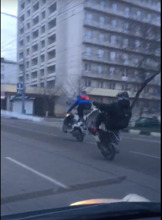 Подростки из Новороссийска рискнули здоровьем ради хайпа Подростки из Новороссийска рискнули здоровьем ради хайпа