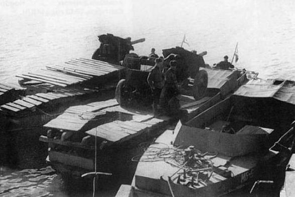 Новороссийск 75 лет назад: поседевший юнга Новороссийск 75 лет назад: поседевший юнга
