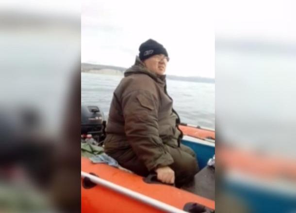 «Надоели!»: на резиновой лодке подальше от всех пытался уплыть геленджичанин «Надоели!»: на резиновой лодке подальше от всех пытался уплыть геленджичанин