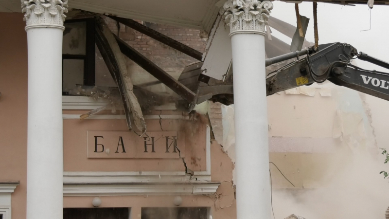 Грандиозную распродажу муниципальной собственности устроила администрация Новороссийска Грандиозную распродажу муниципальной собственности устроила администрация Новороссийска