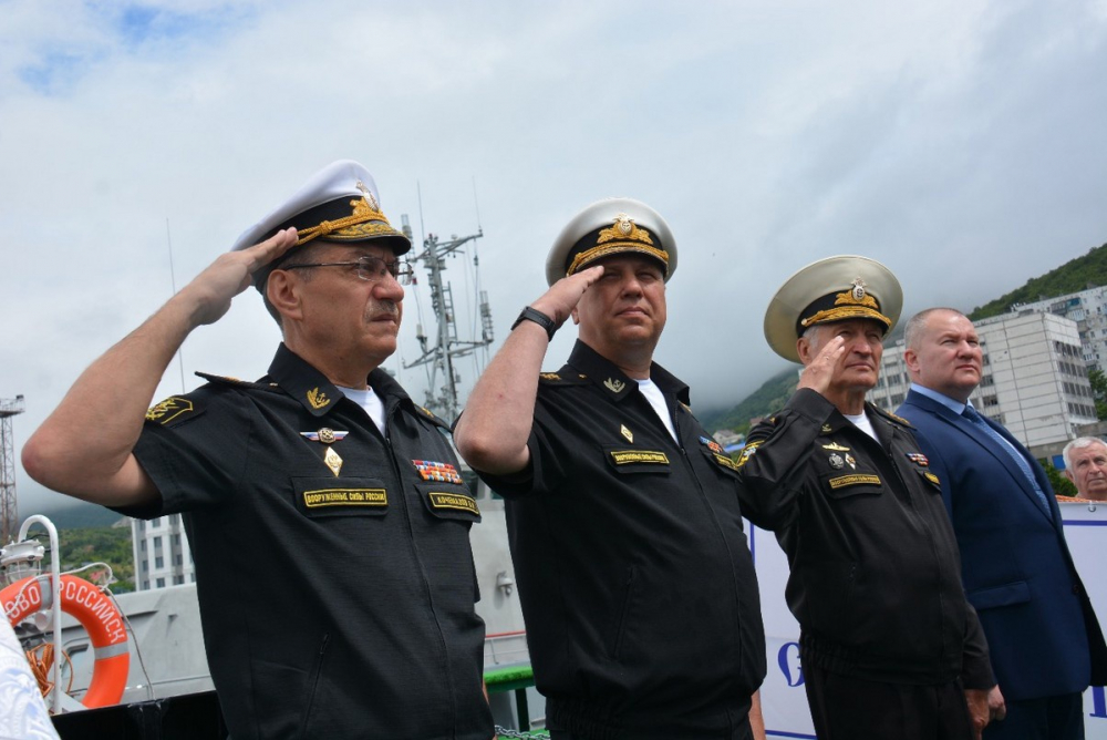 В состав Черноморского флота принят новейший гидрографический катер