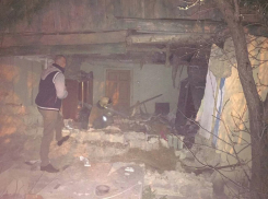 От взрыва бытового газа в Новороссийске развалился частный дом