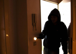 В Натухаевке снова криминал: грабитель обчистил дома на 1,5 миллиона 
