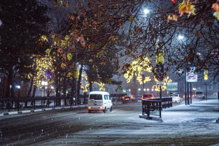 На Новороссийск надвигается метель: ожидается ухудшение видимости