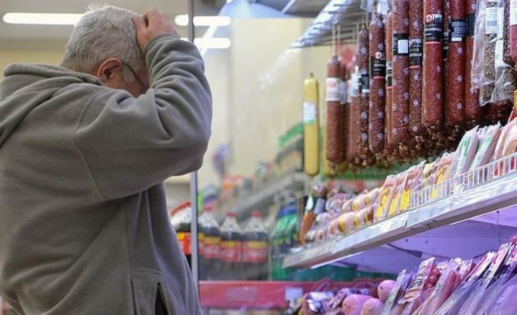 Работаем на еду: новороссийцам не стоит ждать снижения цен в магазинах в ближайшее время