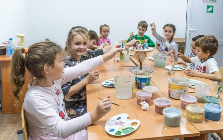 Под Новороссийском открылась гончарная мастерская для мальчишек и девчонок